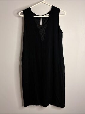 Garnet Hill Sleeveless Black Shift Dress Lace Detail size 8